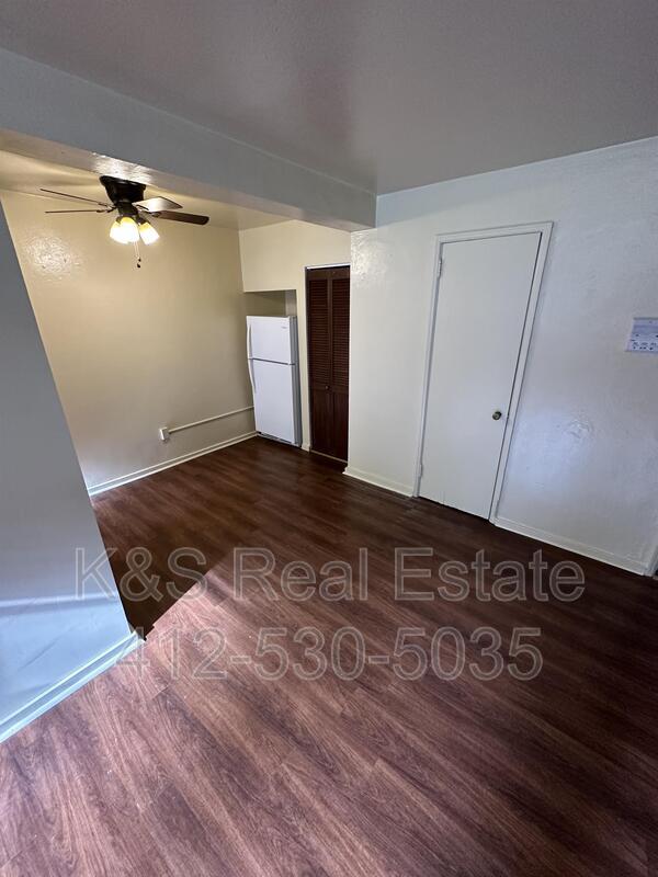 Building Photo - 121 Mt Lebanon Blvd
