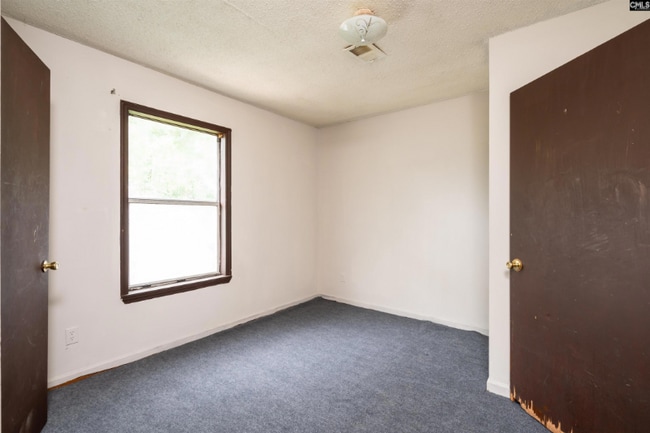 Building Photo - 506 N Line St