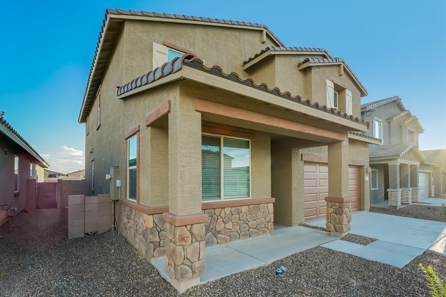 Building Photo - 10775 W Embrey Dr