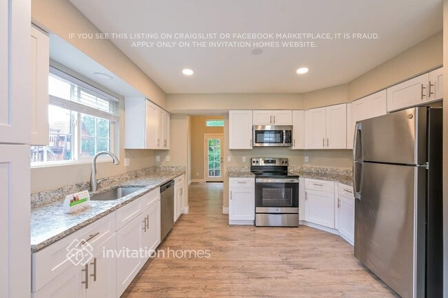 Building Photo - 3289 S Espana Cir