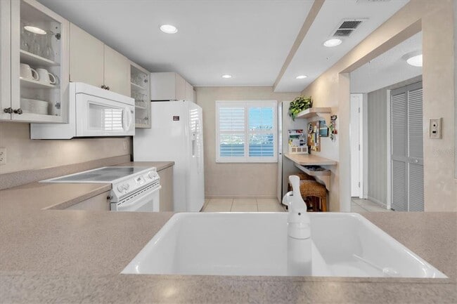 Building Photo - 14950 Gulf Blvd