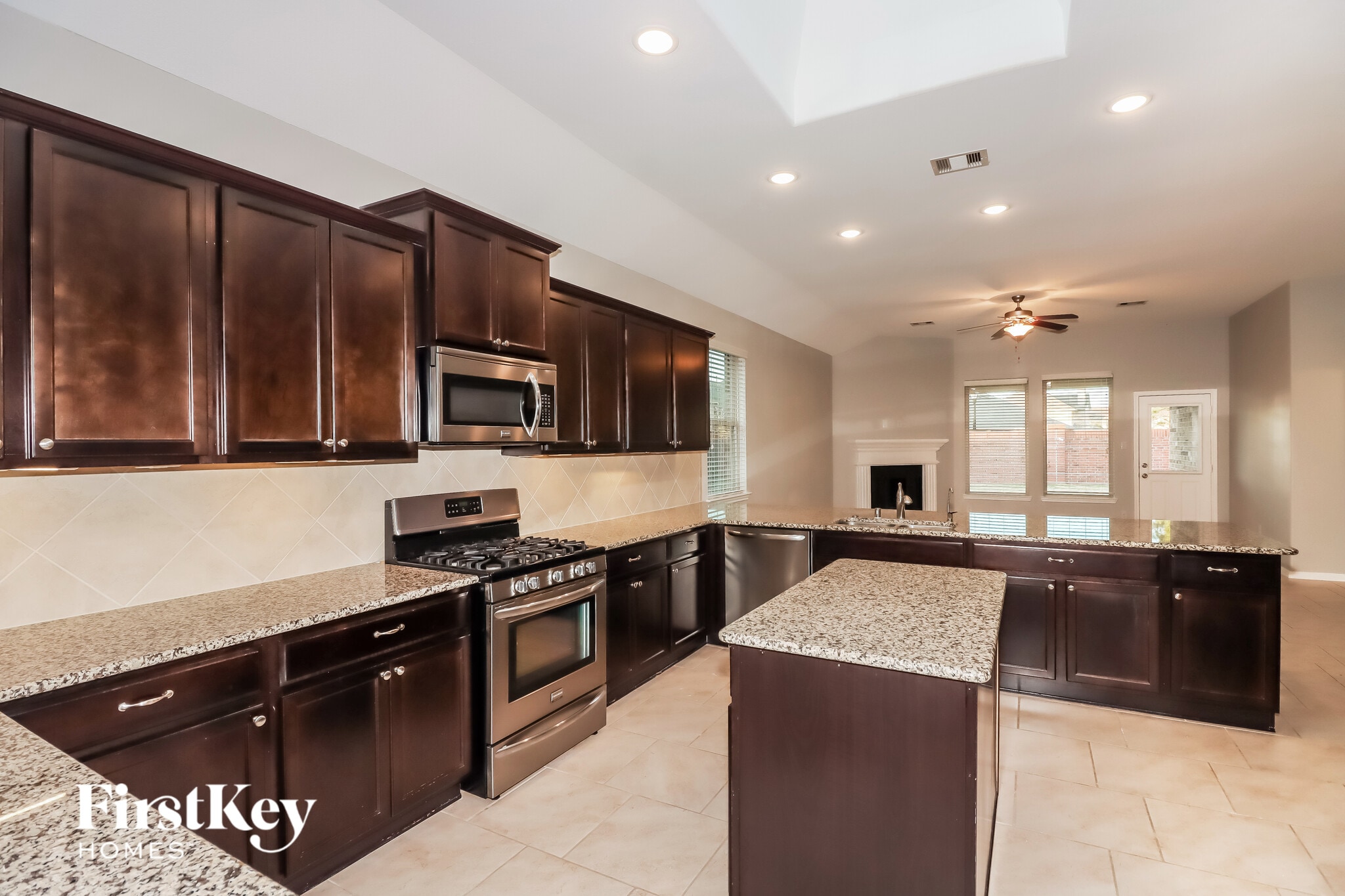 Building Photo - 5518 Glenfield Spring Ln