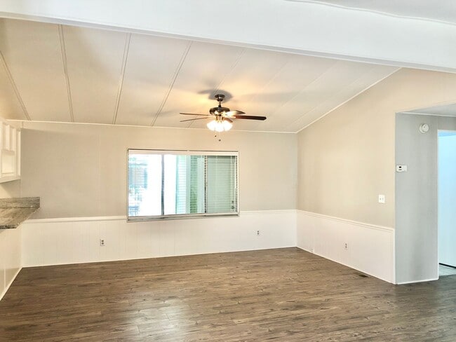 Building Photo - Awesome Updated Single Story in The Darling "Farm" Community of Wildomar, Close to Everything, bu...