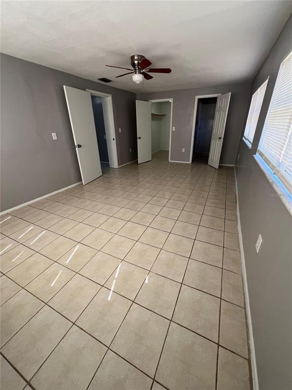 Building Photo - 10920 Jason Rd