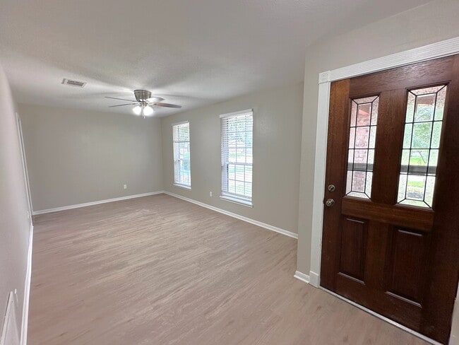 Building Photo - 21302 Park Rock Ln