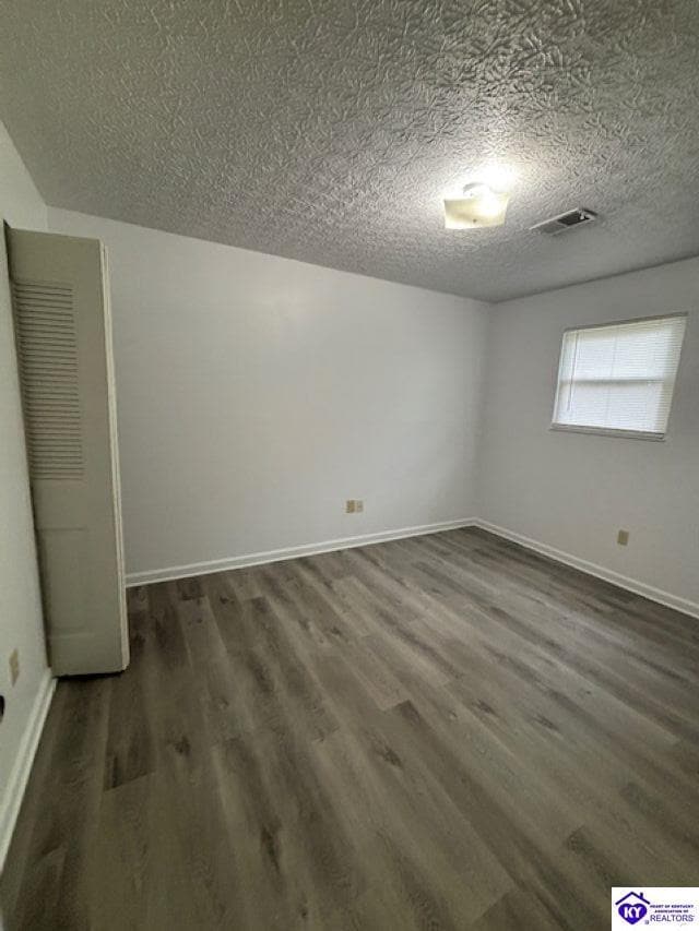 Building Photo - 1204 Clear Ridge Ln
