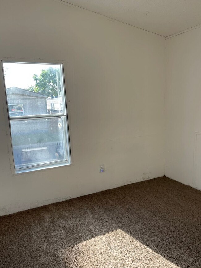 Building Photo - Welcome to the charming Riverdale Farms subdivision in Thornton, CO, where a delightful 3-bedroom...