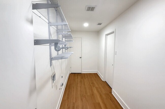 Building Photo - 2646 Heatherwood Dr