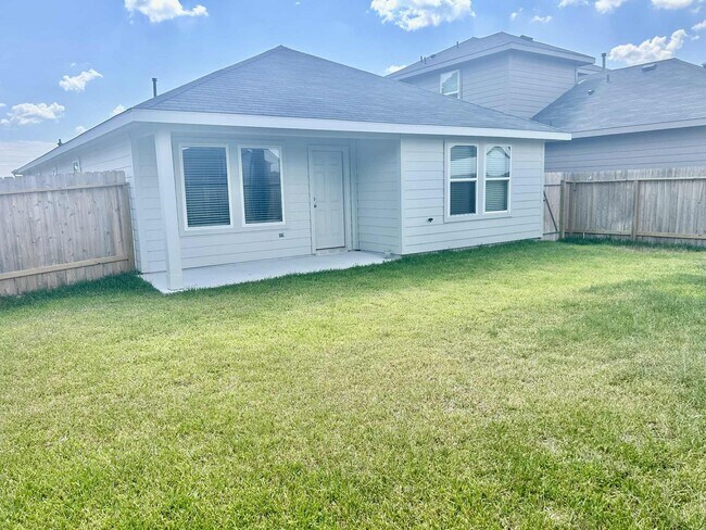 Building Photo - 1002 Muscadine Vine Ln