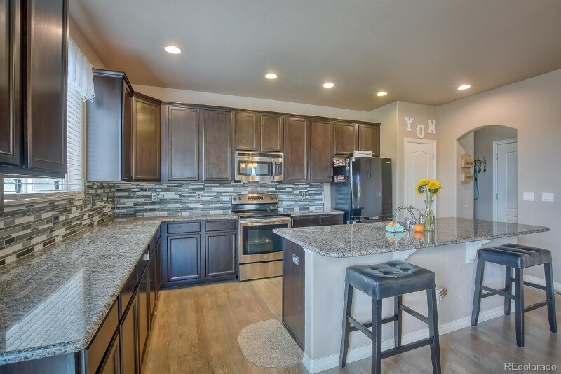 Building Photo - 1845 Bulrush Way