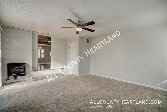 Building Photo - 2400 W Britton Rd