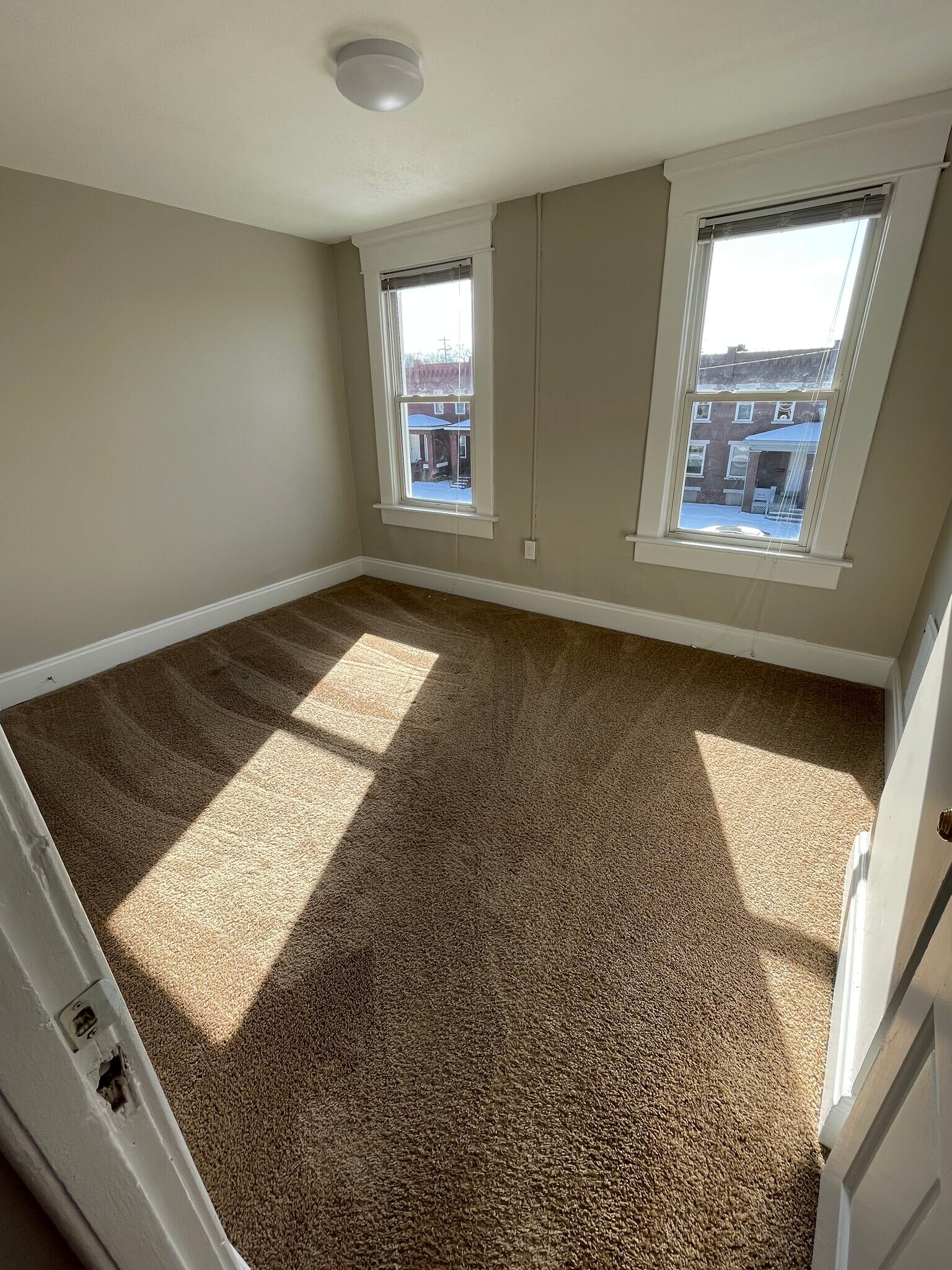 Bedroom - 402 Chittenden Ave