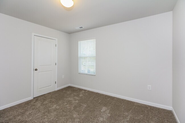 Building Photo - 2975 Ember Brook Ct, Castle Hayne, NC