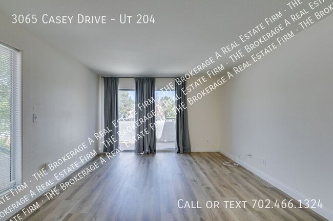 Building Photo - 3065 Casey Dr