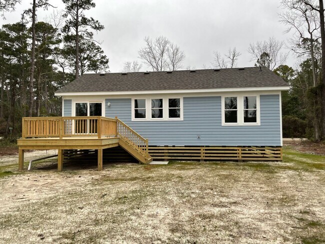 Building Photo - Long-Term Rental in Manteo – 3BR/2BA Moder...