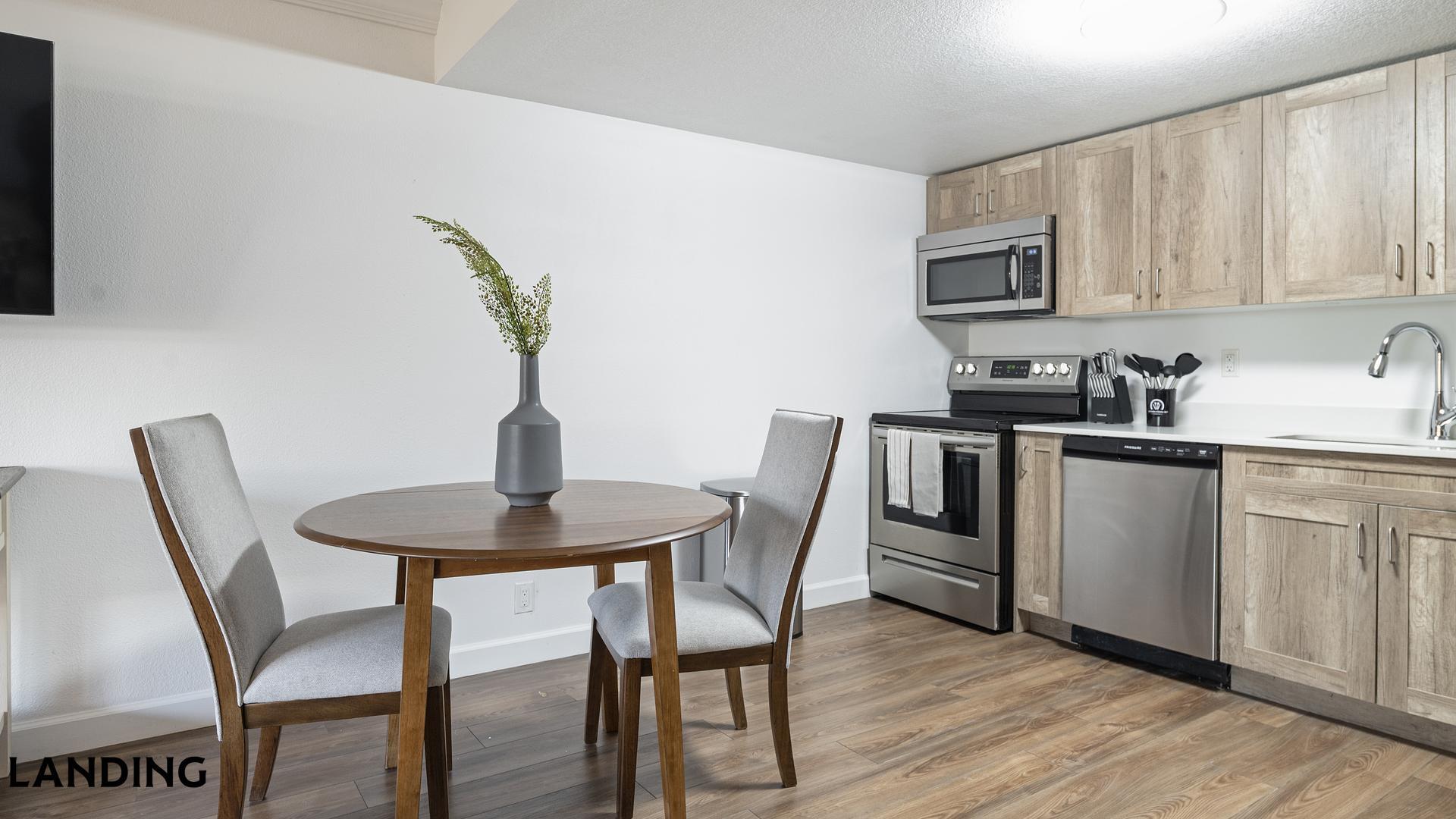 Building Photo - 2851 Maingate Village Cir