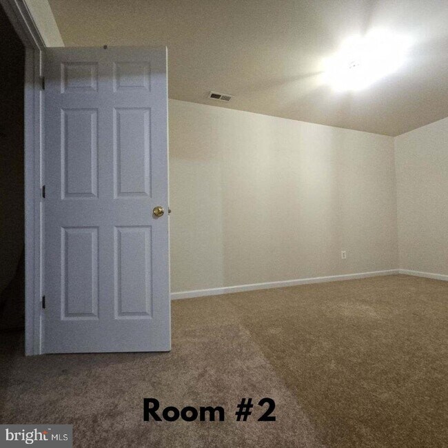 Building Photo - 2893 Myrtlewood Dr