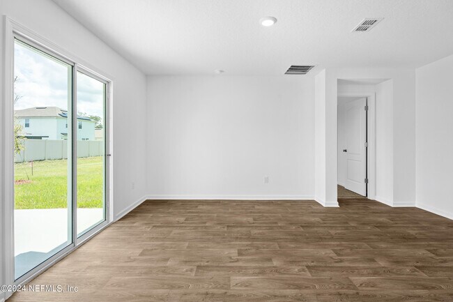 Building Photo - 197 Ardila Cir