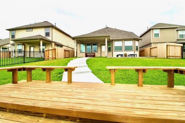 Building Photo - 24930 Adami Veduta Ct