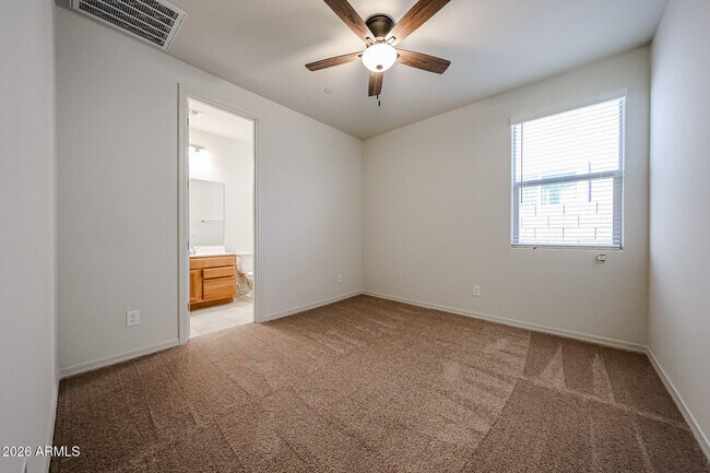 Building Photo - 13723 W Calle De Baca