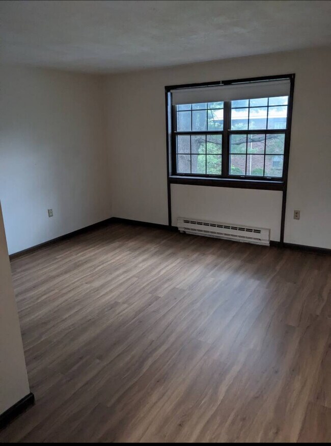 Building Photo - 53 Swanson Ct