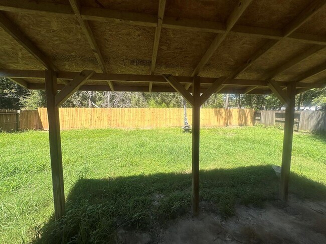 Building Photo - 16409 Danika Oak