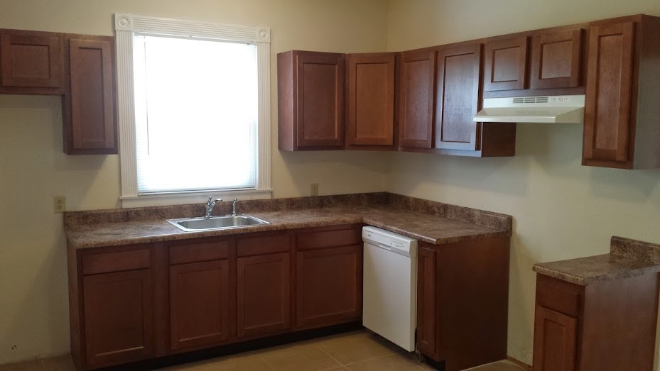 Building Photo - 418 N Buchanan St