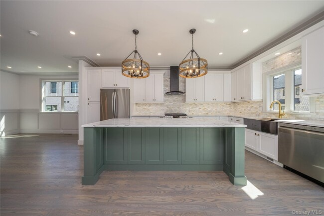 Building Photo - 7 Victoria Ln