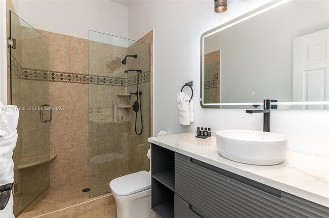 Building Photo - 1309 Middle River Dr