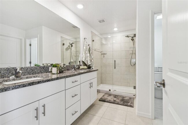 Building Photo - 9669 Ashworth Pl