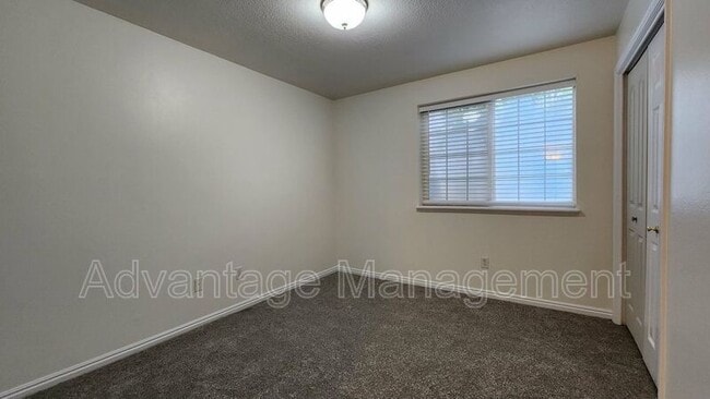 Building Photo - 1268 W 1480 N St