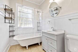 Building Photo - Renovated Bungalow In Lyman - ELECTRICITY ...