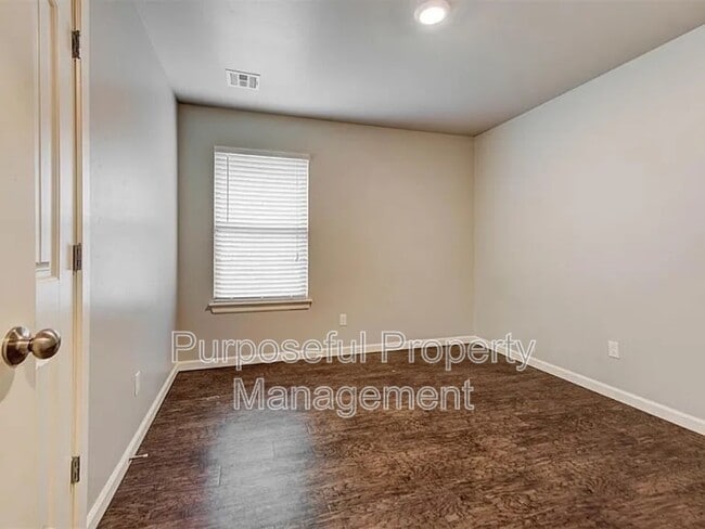 Building Photo - 4309 Edinburg Way
