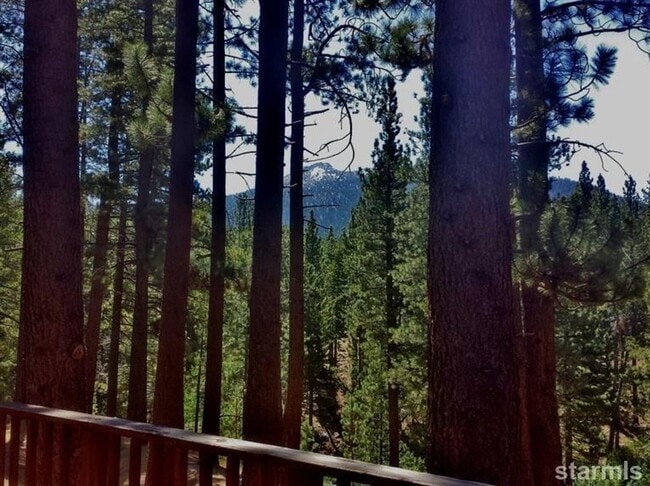 Building Photo - Lovely 5Bd pet friendly home available for rent now!! Home is ready for a long term renter! Call ...