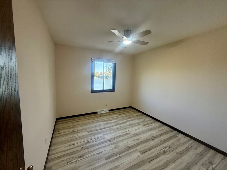 BR3 - 7217 Park Shores Ct