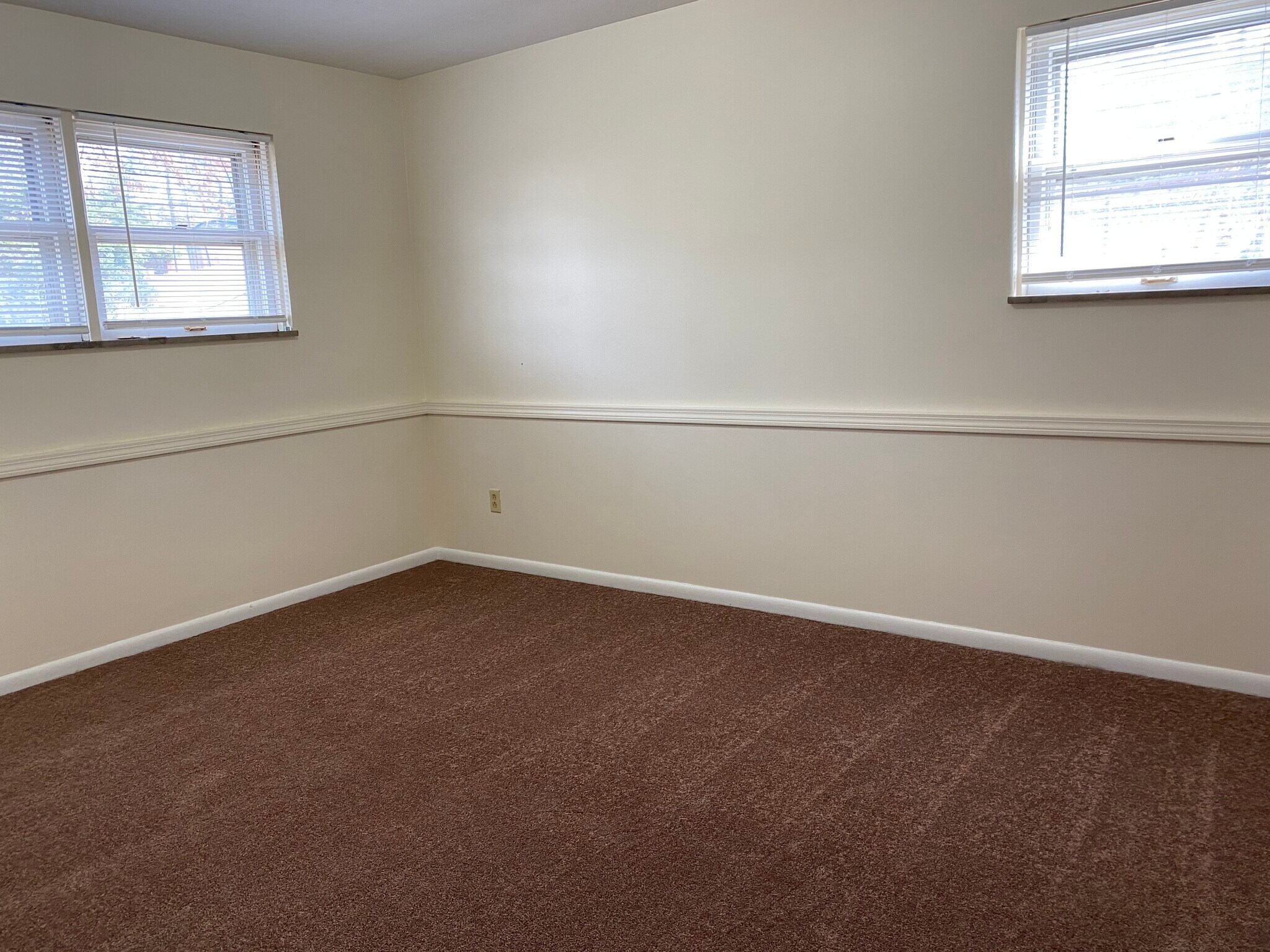 Additional bedroom pics - 411 Poplar Ave