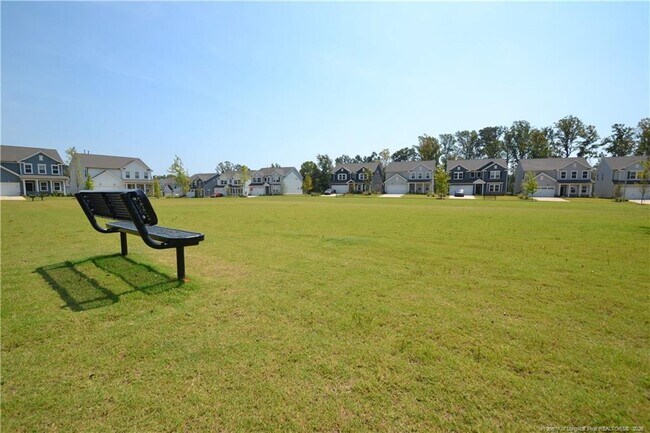 Building Photo - 123 Glen Clova Dr