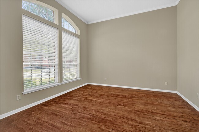 Building Photo - 4130 Midstream Dr