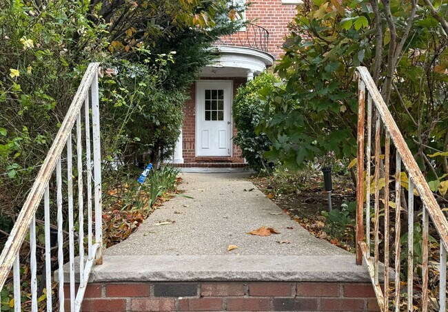 Building Photo - 63-11 110th St