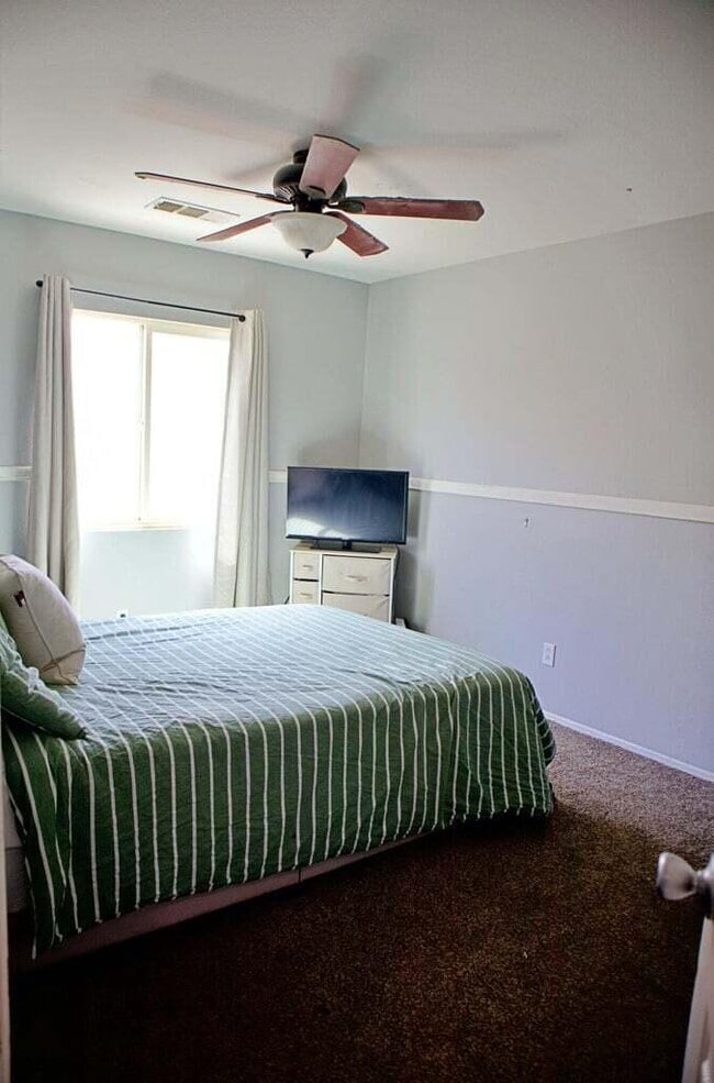 Building Photo - 48404 La Playa St