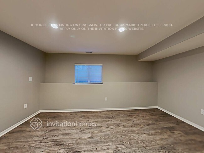 Building Photo - 6010 Grapevine Dr