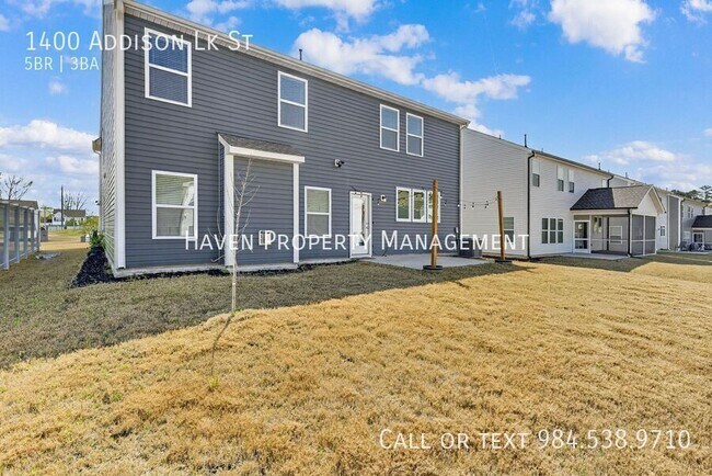 Building Photo - 1400 Addison Lk St