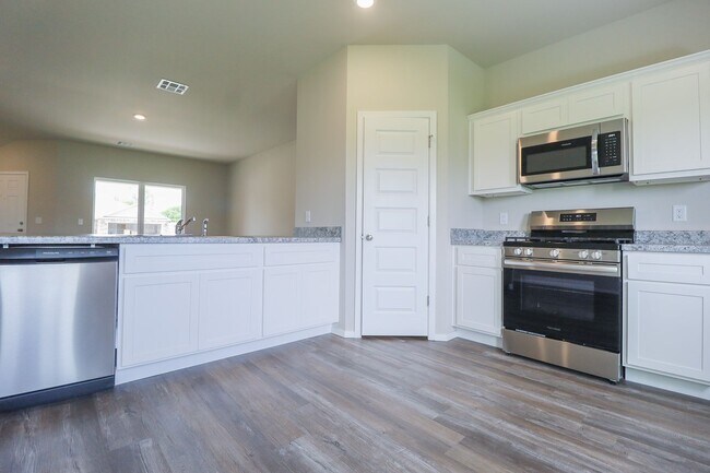 Building Photo - 16429 S 85th E Ave