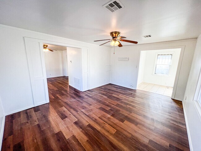 Building Photo - Charming 3-Bedroom Home in the Heart of Drumright