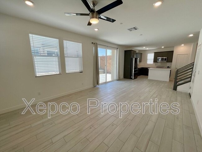 Building Photo - 41425 Penn Dr