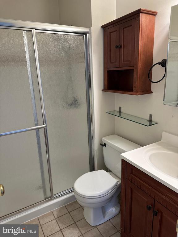 Building Photo - 7943 Timarand Ct