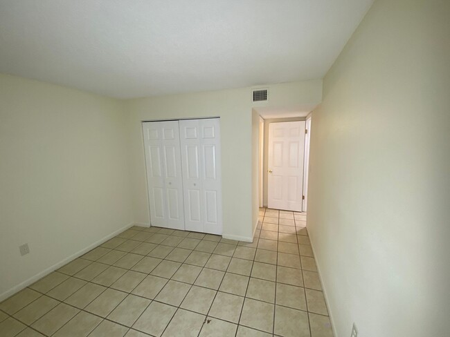 Building Photo - Two bedroom two bath First floor condo in ...