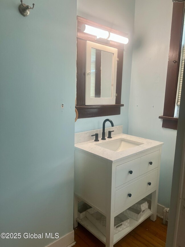 Building Photo - 479 West St