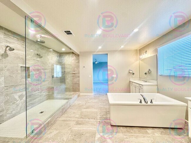 Building Photo - 5 Bedroom 3 Car Garage Home with Spa-Like Primary Suite & Resort-Style Backyard with Office, Loft...