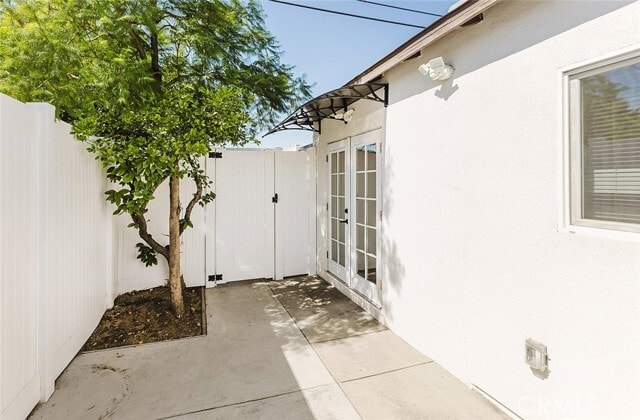 Building Photo - 8407 Terhune Ave